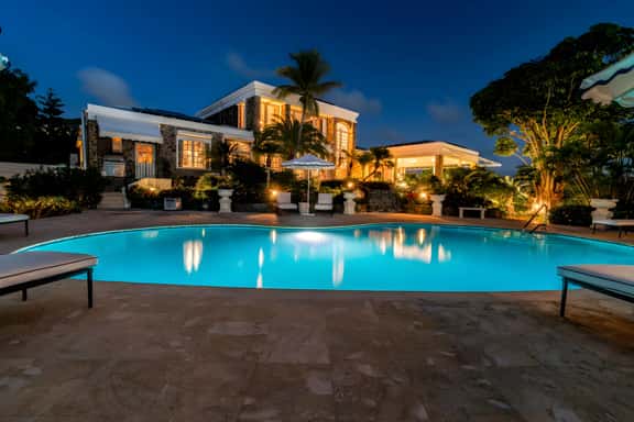 Bellevue Estate (9 bedrooms) - Image 1