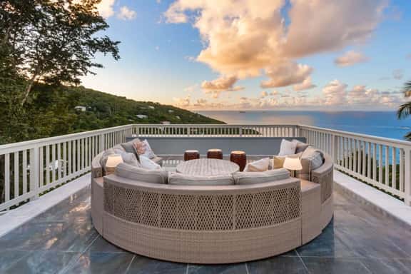 The Villa Michelle 4BR - Image 1