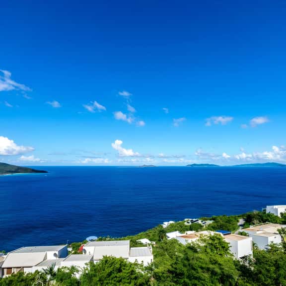 Ocean Breeze Retreat (17 Upper) - Image 1